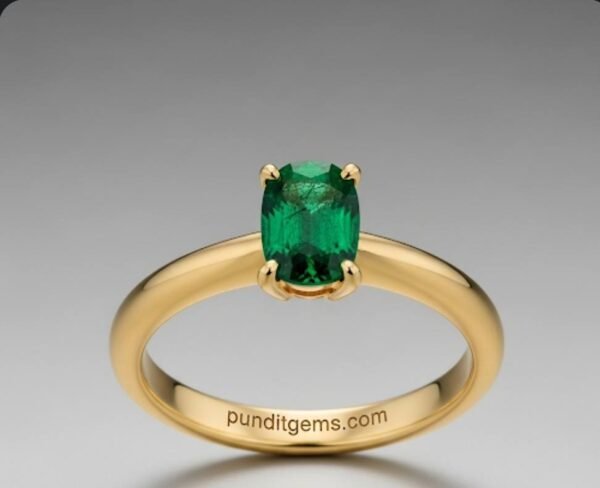 emerald ring